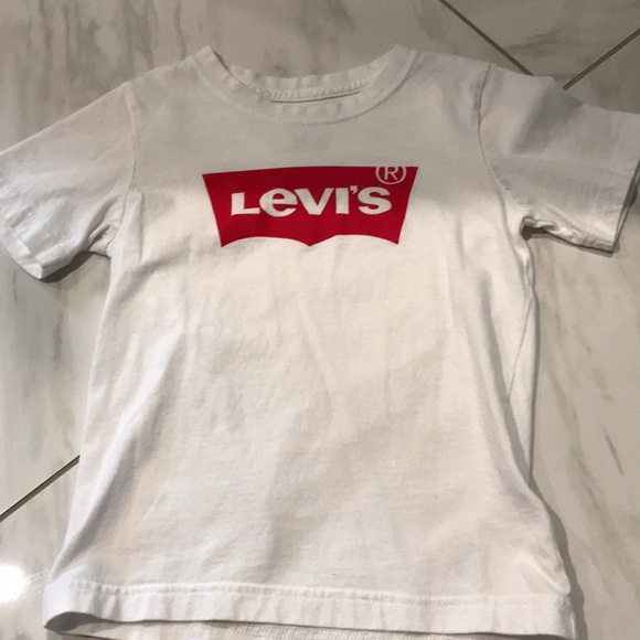 Boys Levi’s T-shirt